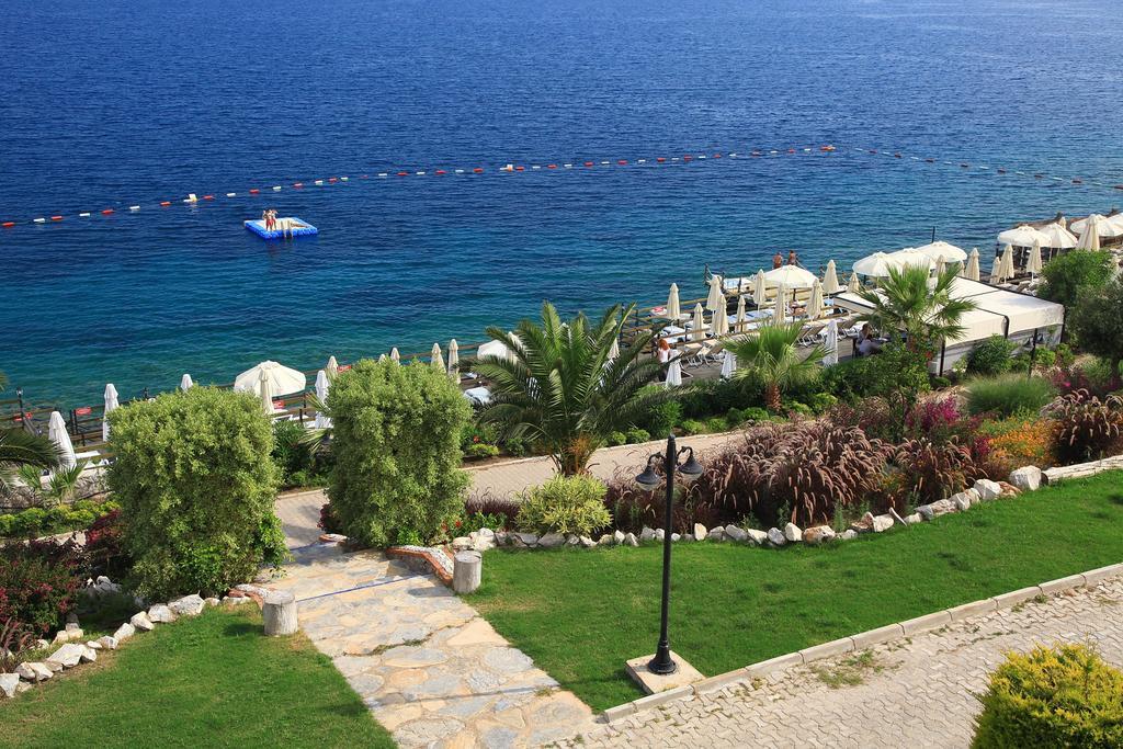Aktur Residence Bitez Esterno foto