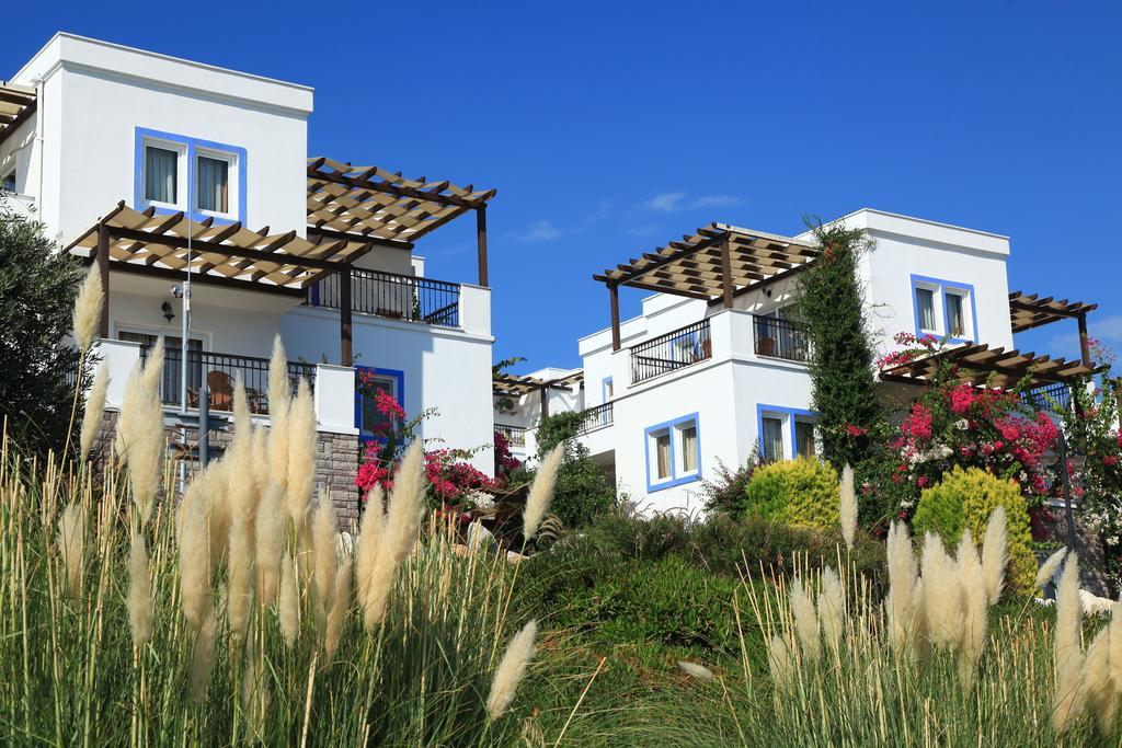 Aktur Residence Bitez Esterno foto