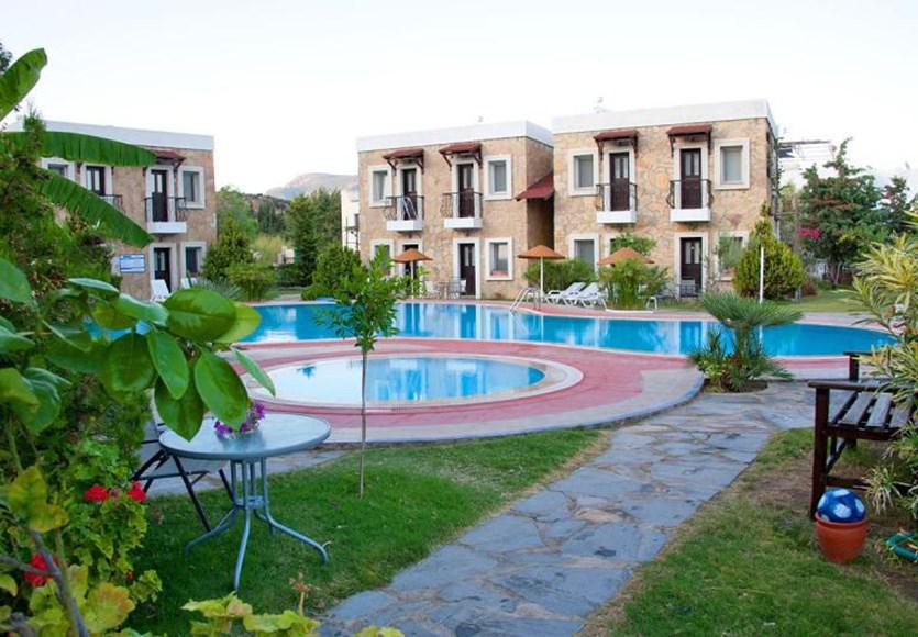 Aktur Residence Bitez Esterno foto